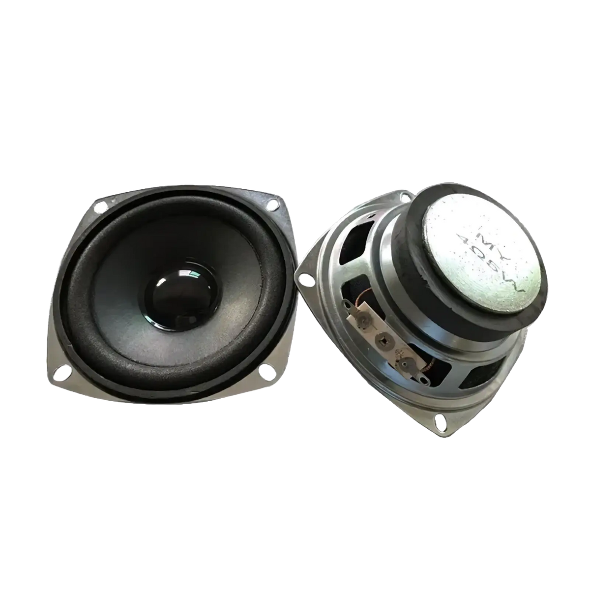 Black and silver 3 inch 5w full range speaker driver unit with square mounting frame and 40w power capacity
