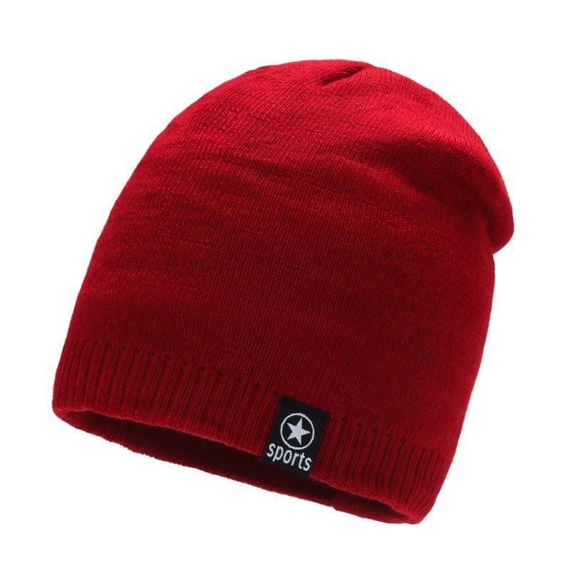 Men’s fleece lined thermal knitted beanie hat in red with a black rectangular patch featuring a white star and the word sports.