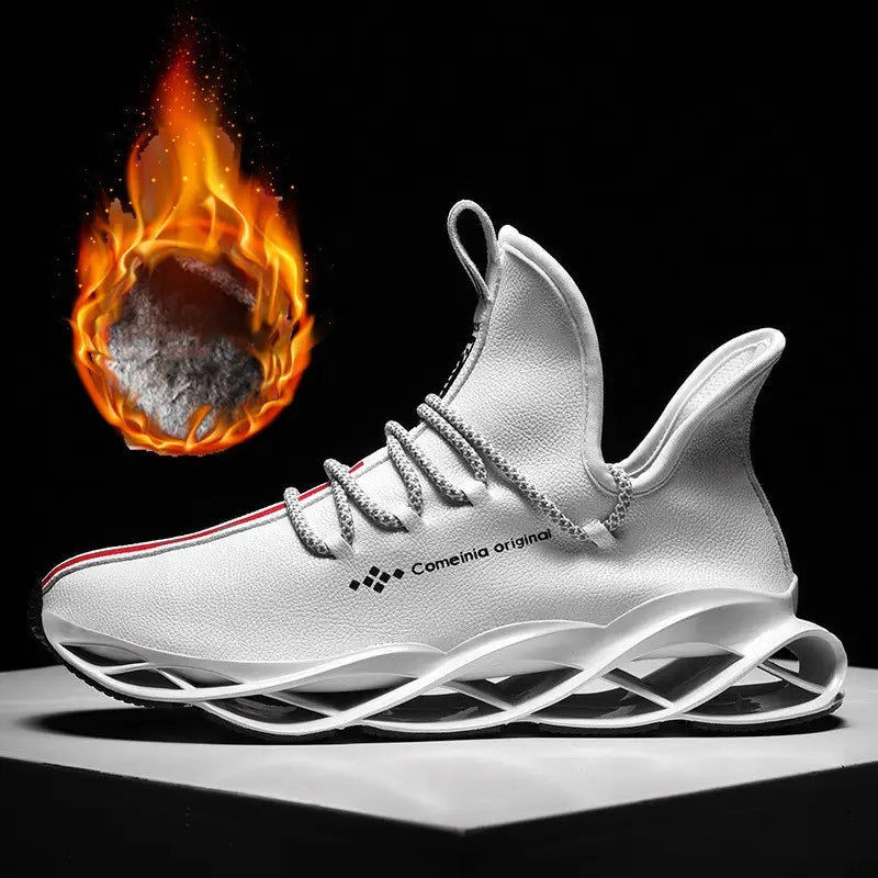 Weiße Lederschuh-Sneaker für Wanderungen mit elegantem futuristischem Design, roten Akzenten und einer transparenten weißen Zwischensohle.