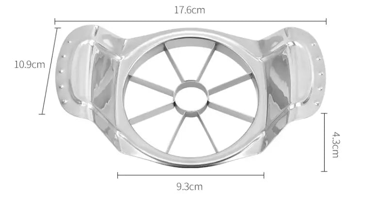 Trancheuse à pommes en acier inoxydable brillante, avec une roue de coupe circulaire à 8 lames et deux poignées ergonomiques pour évider et trancher les pommes.