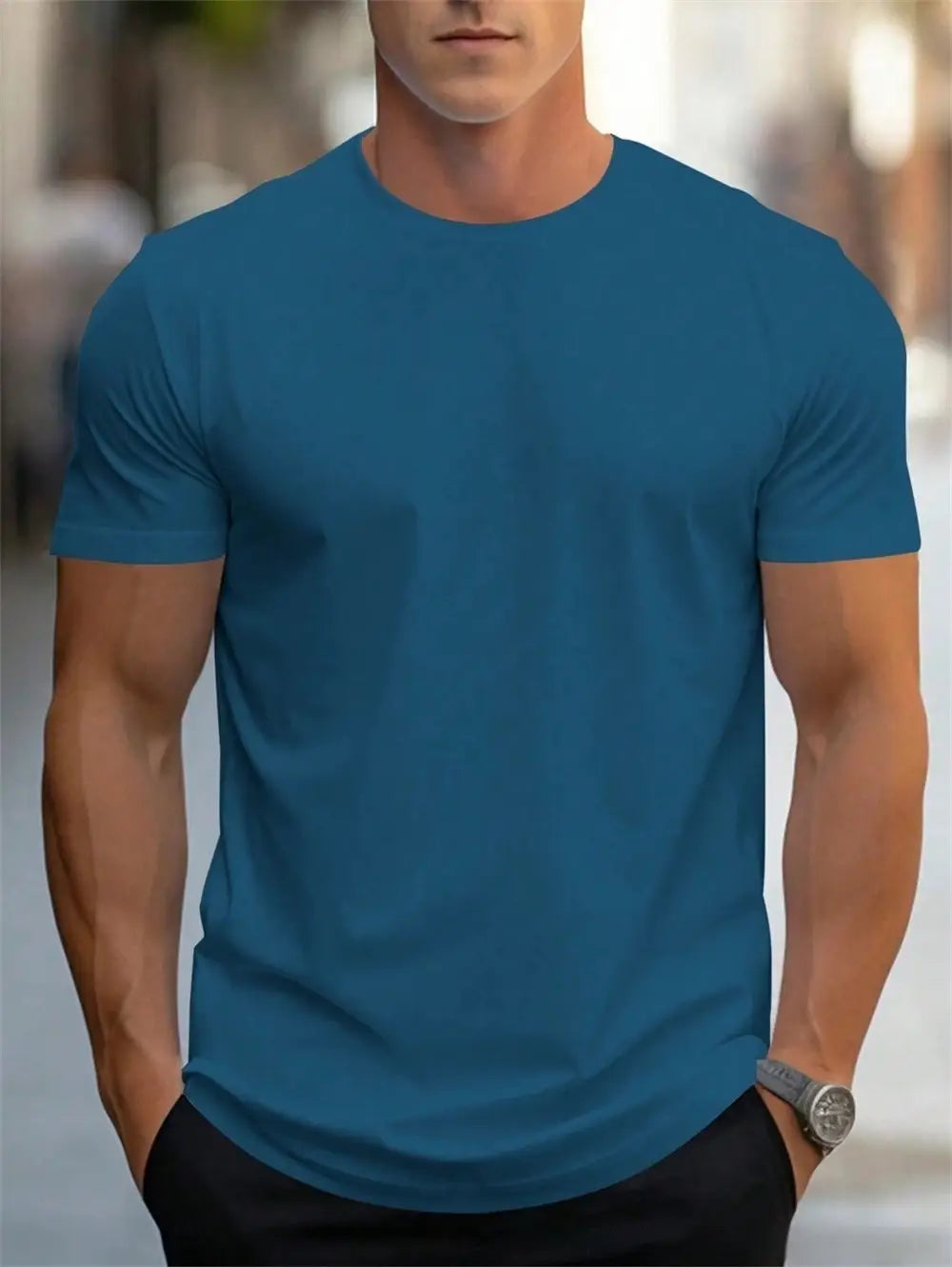 Herren-Retro-Leinenmischung mit lockerer Passform, Kurzarm-T-Shirt in einfarbigem Teal mit weich fallendem Stoffdesign am Rundhalsausschnitt.