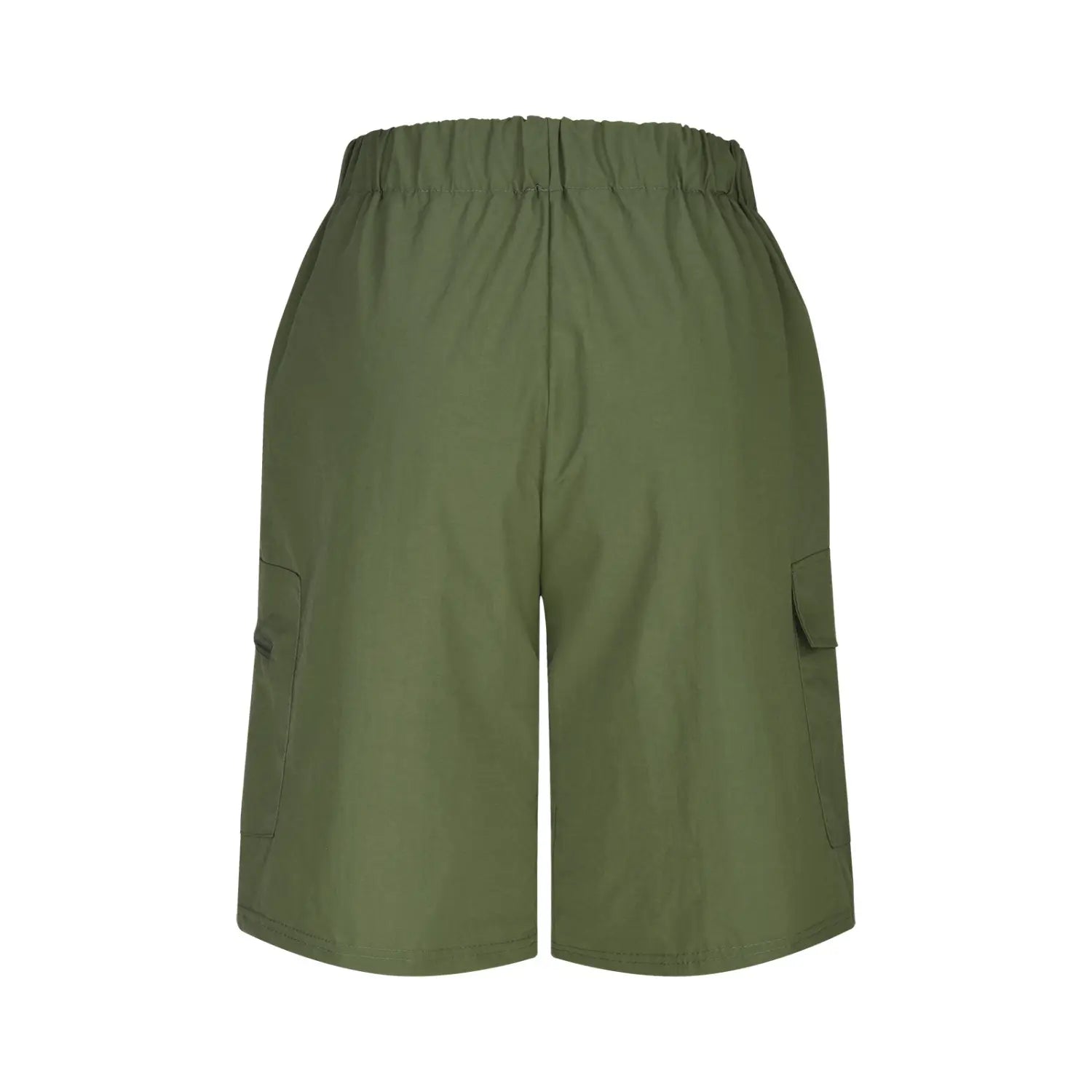 Short cargo athlétique pour hommes à jambe droite couleur vert olive, avec une ceinture élastique et des poches latérales zippées conçues pour offrir confort et fonctionnalité.
