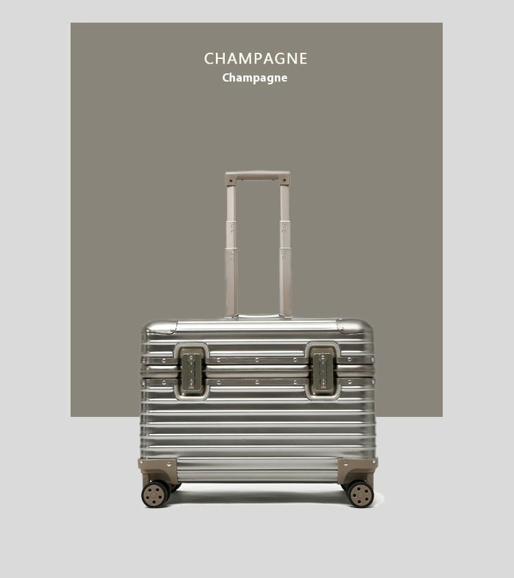 Silberner Rimowa-Aluminiumkoffer mit Hartschale, geripptem Design und schwarzen Rädern für das rollende Reisen in der Größe 20–24 Zoll