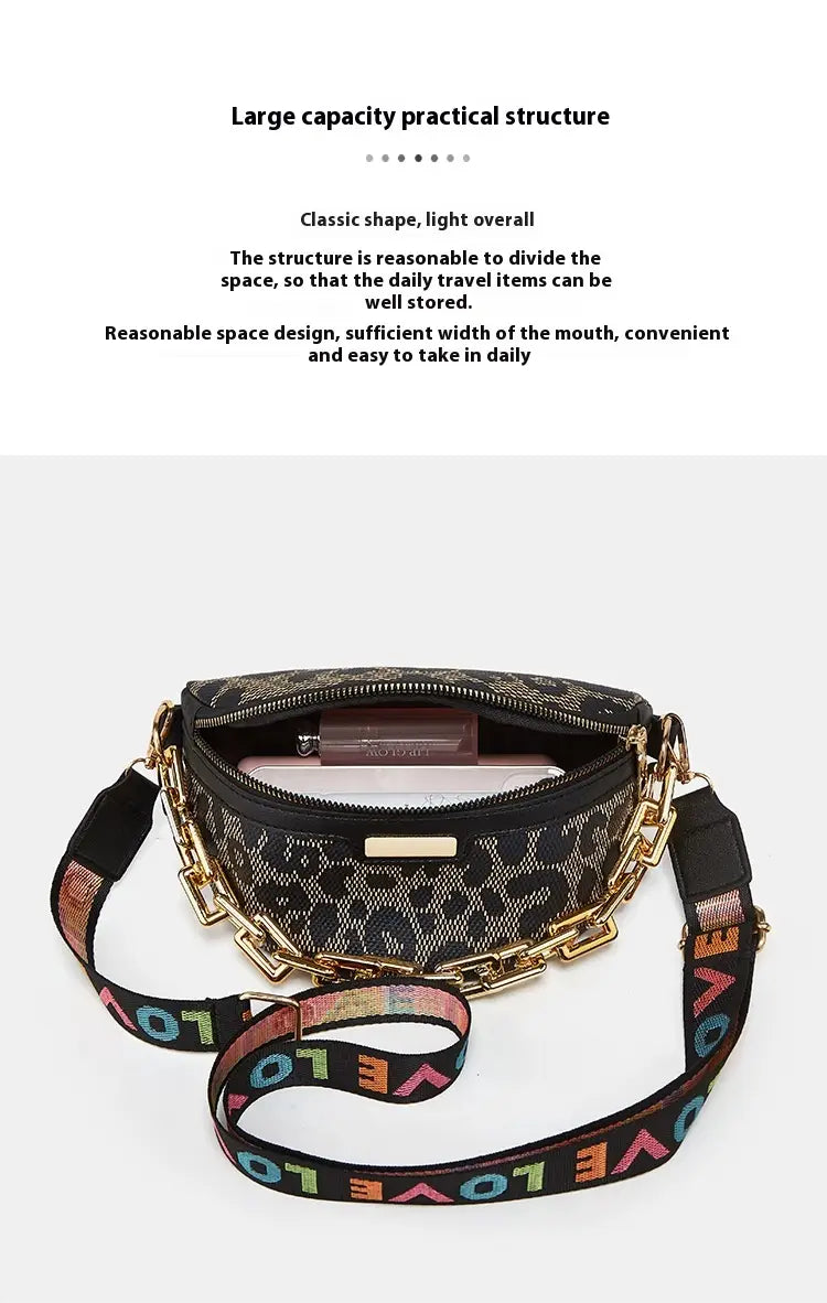 Gürteltasche mit Leopardenmuster für Damen mit Kettengürtel in Goldton und einem farbenfrohen Love-Riemen.