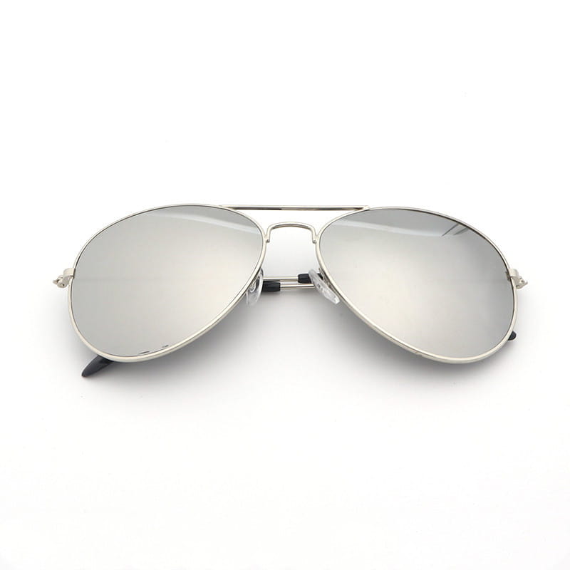 Classic unisex metal aviator sunglasses with silver mirrored lenses and a sleek metal frame offering UV protection.