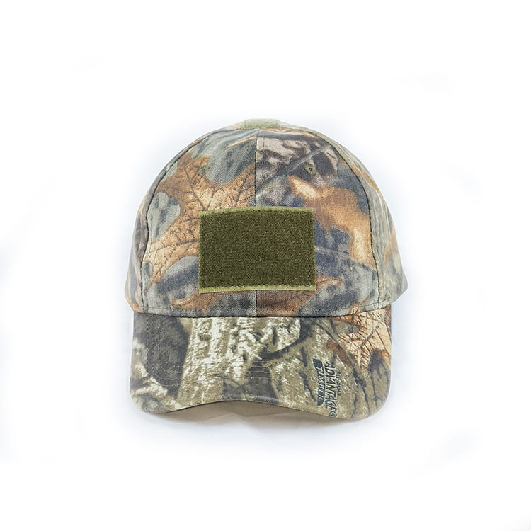 Tactical camouflage mens baseball cap featuring a green velcro patch on the front designed as a military sun hat.
