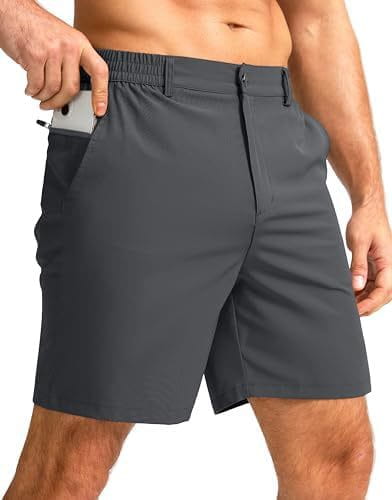 Short de ville extensible pour homme en gris foncé, design moderne et épuré, avec une taille élastique discrète pour une coupe slim et un port confortable.