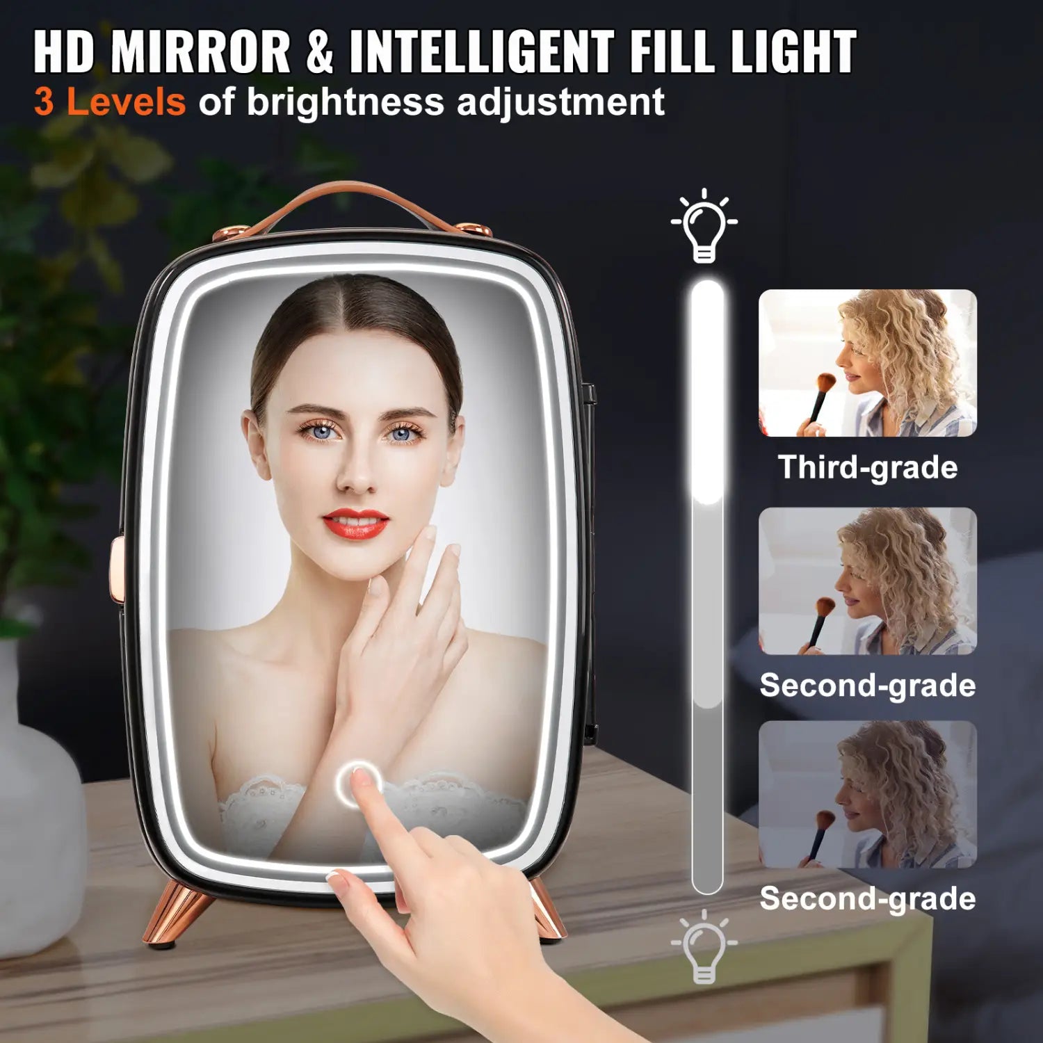Miroir de maquillage rectangulaire élégant avec cadre noir et accents or rose, doté d’un écran HD et d’un éclairage intelligent à remplissage pour une luminosité réglable, pour le réfrigérateur Vevor 6 l pour soins de la peau avec miroir à LED et accents or rose.