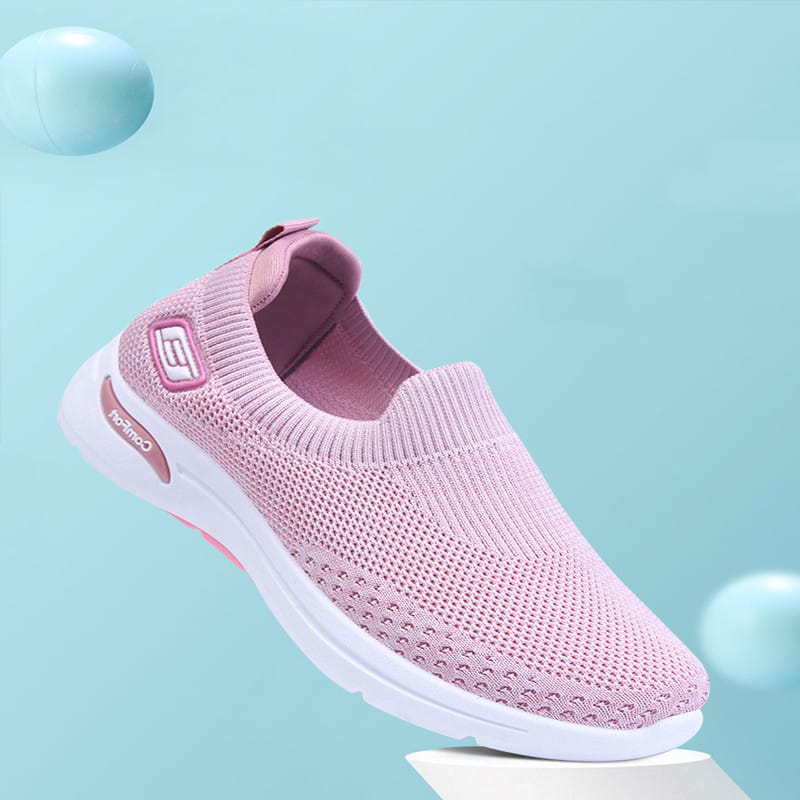 Damen Pinkfarbener Mesh-Slip-On Sneaker aus Strickkomfort mit weißer Gummisohle und dezentem seitlichem Branding.