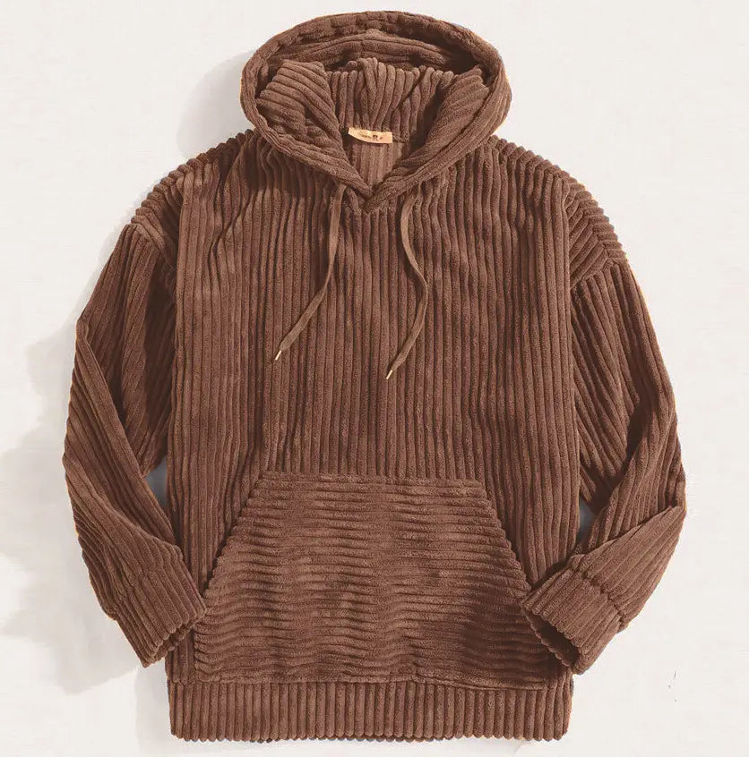 Homme : hoodie premium en velours côtelé marron à épaules tombantes, avec texture côtelée et cordons de serrage assortis.