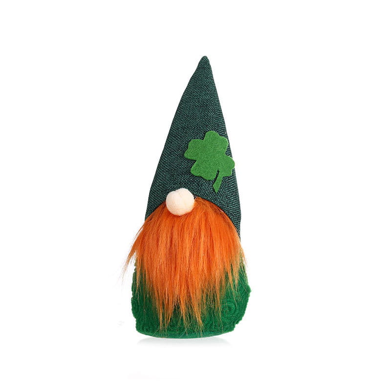 eine Plüschpuppe zum St.-Patrick’s-Day-Leprechaun-Gnome aus grünem und orangefarbenem Stoff, entworfen für festliche Dekoration
