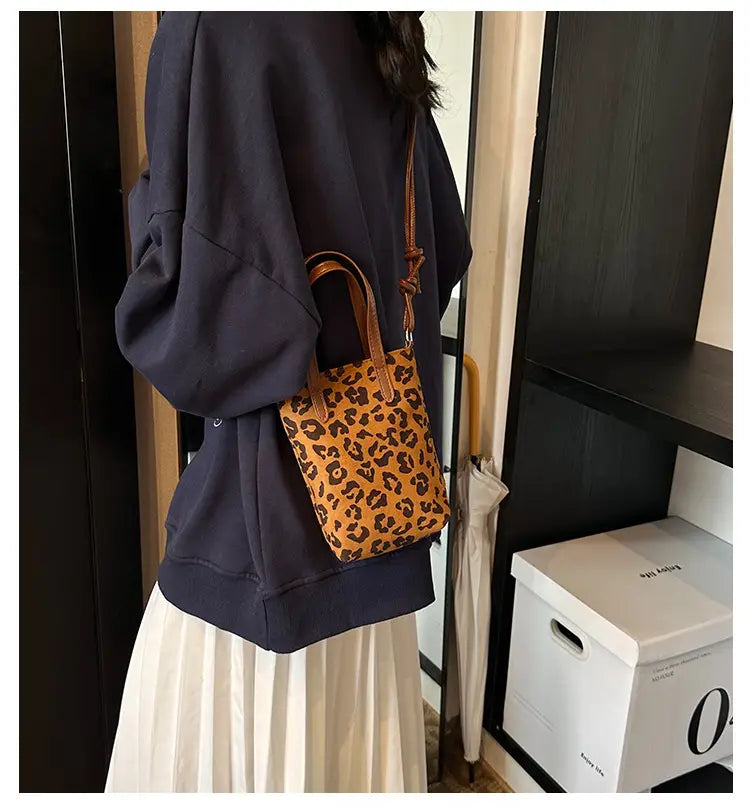 Retro Leopard Print Suede Mini Bucket Crossbody Bag