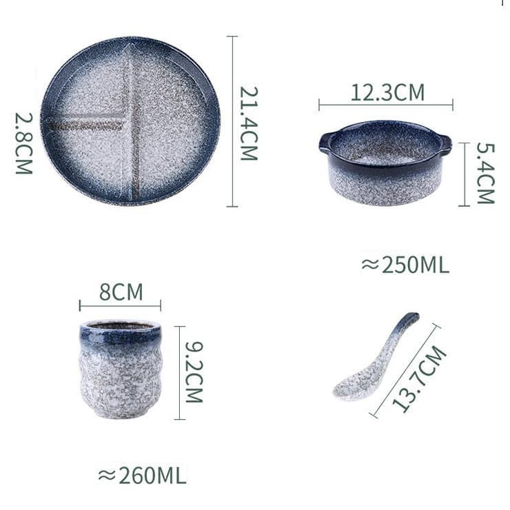 Service d’assiettes de dîner divisées en céramique avec ensemble comprenant un plateau en céramique gris à glaçure à motifs de mouchetures, un rebord bleu foncé et deux compartiments.