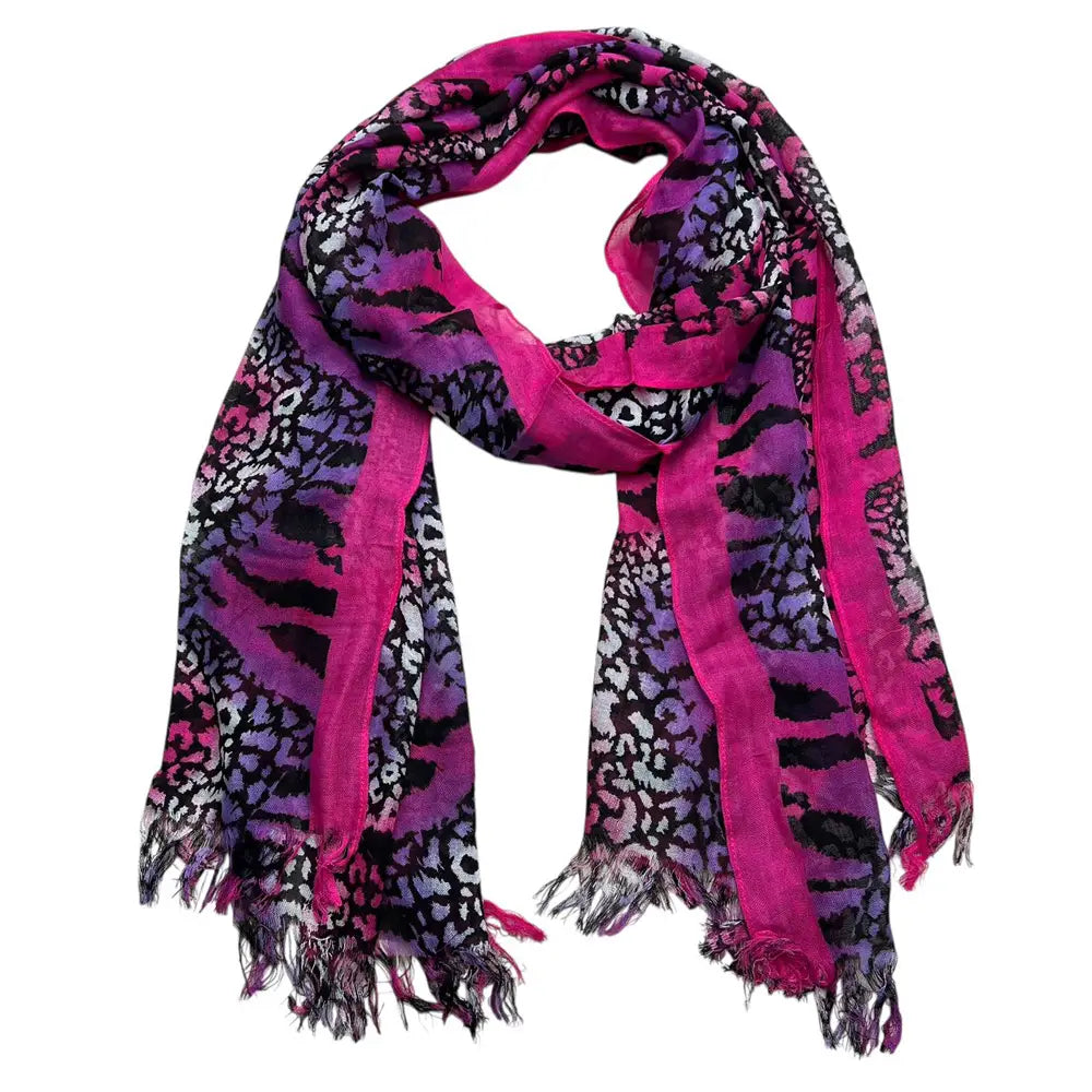 Écharpe en viscose extra longue rose vif et violet à imprimé léopard, à bords effilochés.