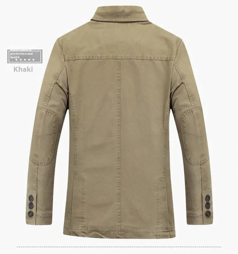 Herren-Übergrößen-Baumwoll-Freizeitblazer in Khaki mit langen Ärmeln, verstärkten Ellenbogen-Patches und geknöpften Abschlüssen.