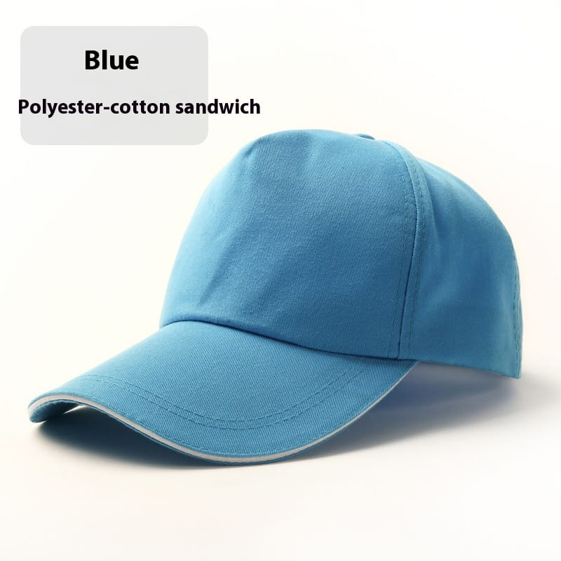 Casquette de baseball unisexe bleu clair en tissu intercalaire polyester-coton avec un bord courbé et des détails de couture discrets.