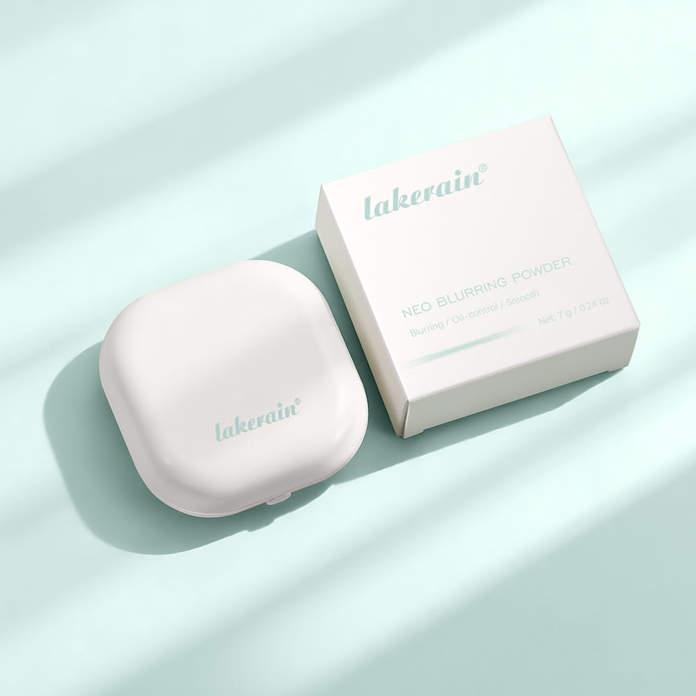 compact de poudre libre blanche Lakerain Neo à effet de flou doux et de floutage pour la boîte de pose réglante, avec un emballage blanc minimaliste assorti.