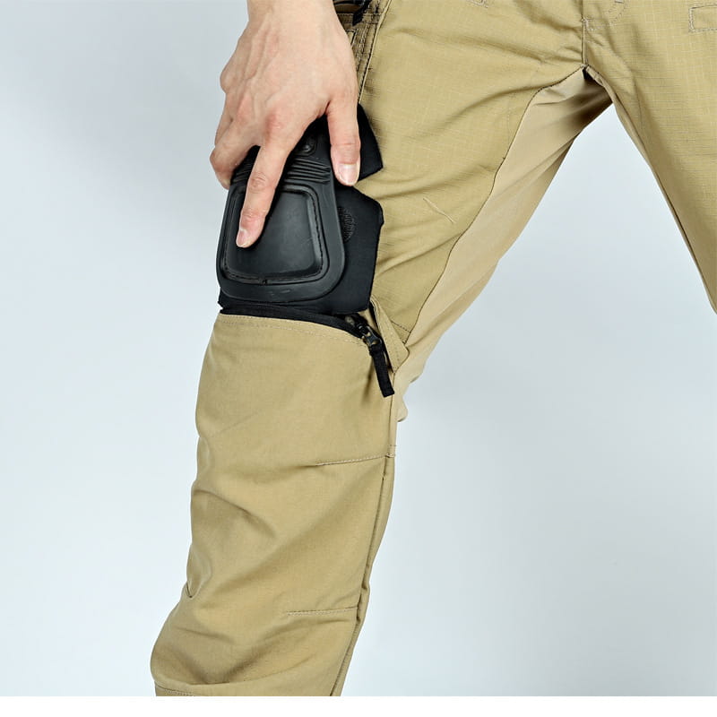 Genouillères tactiques noires avec conception rembourrée et profilée, ainsi que sangle réglable, pour une utilisation avec des pantalons tactiques P40 pour hommes, pantalons militaires multi-poches