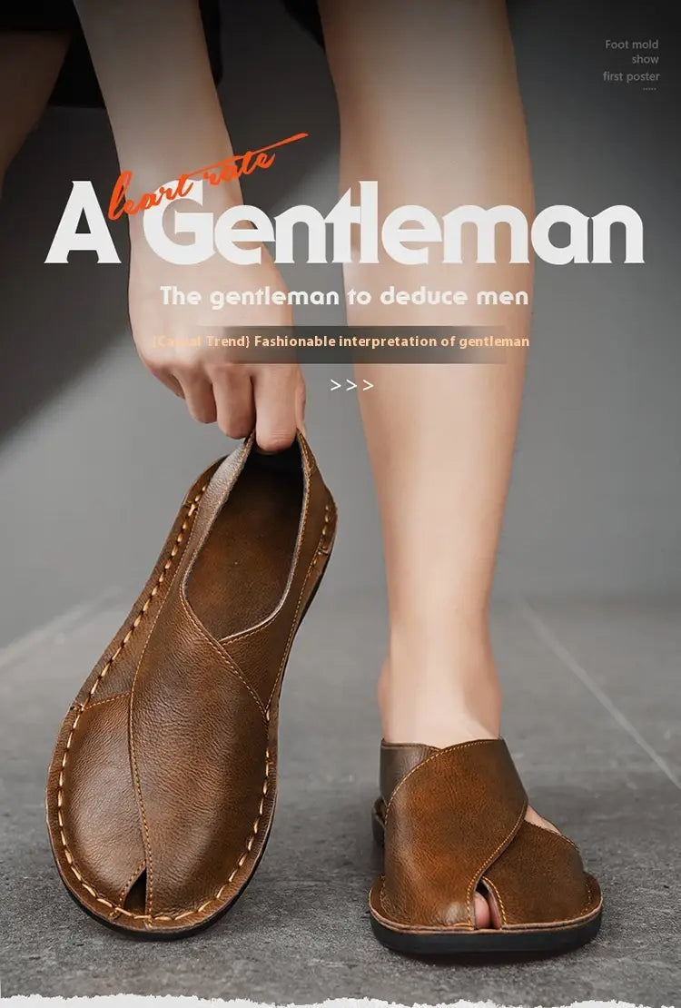 Herren-Braune Echtleder-Slip-on-Strandsandalen mit Kreuzriemen-Design und sichtbarer Ziernaht.