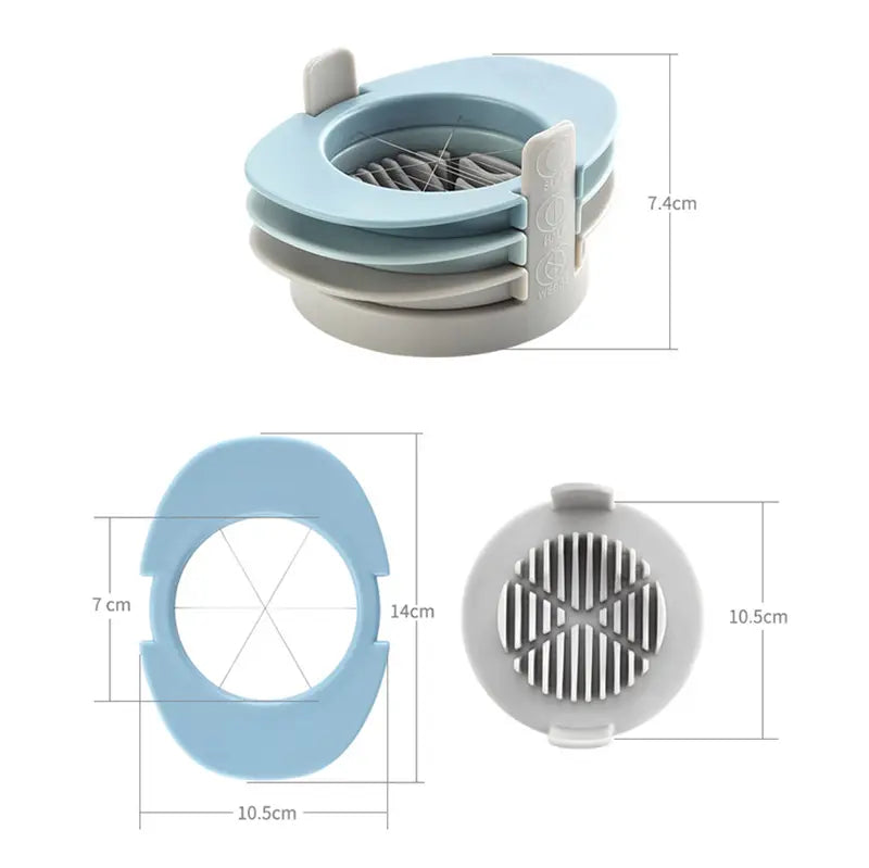 Hellblaue und graue Kunststoff-3-in-1-Eierschneidemaschine und manuelles Zwiebelzubehör mit kreisförmigem Design und sich kreuzenden Schlitzen zum Schneiden von Eiern in Keile.