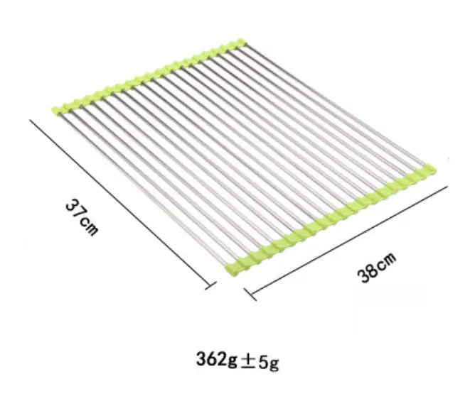 Eine elegante Edelstahl-Abtropfmatte für das Spülbecken mit kräftig limettengrünen Kunststoff-Endkappen und einem modernen, zusammenklappbaren Design.