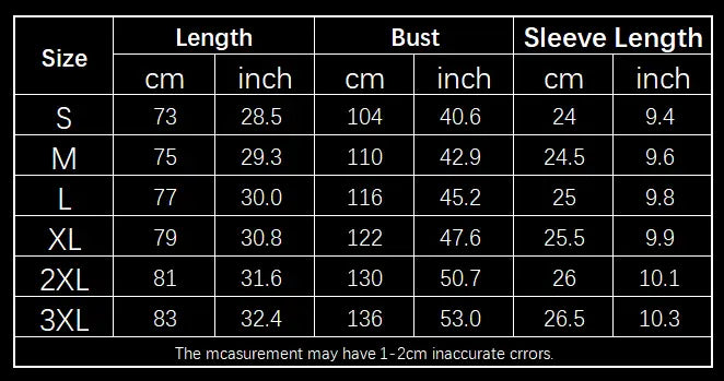 Die Tabelle zeigt Größenmessungen in Zentimetern und Zoll für ein Herrenhemd mit kurzem Ärmel, Knopfleiste, Slim Fit, lässiger Freizeit- und Beachwear, einschließlich Länge, Brustumfang und Ärmellänge von Größe S bis 3XL.