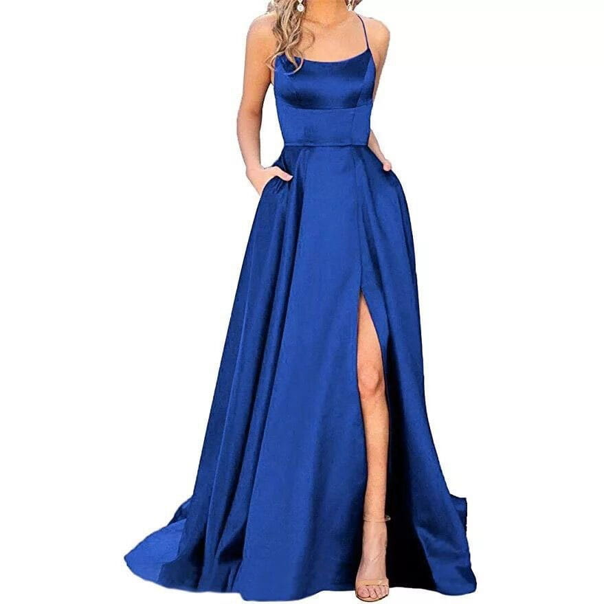 Ein königsblaues Satin-Bridesmaid-Party-Kleid mit hohem Schlitz, quadratischem Ausschnitt und dünnen Spaghettiträgern.