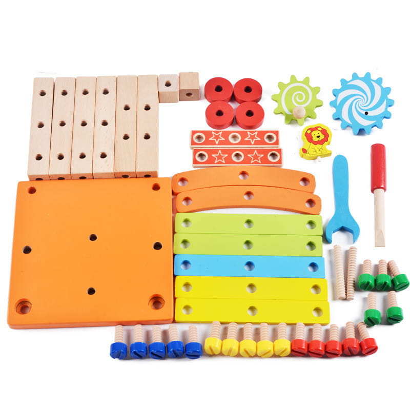 Conjunto de juguete de construcción con silla de bloques de madera colorida, que presenta clavijas, ruedas dentadas y herramientas para el juego creativo.