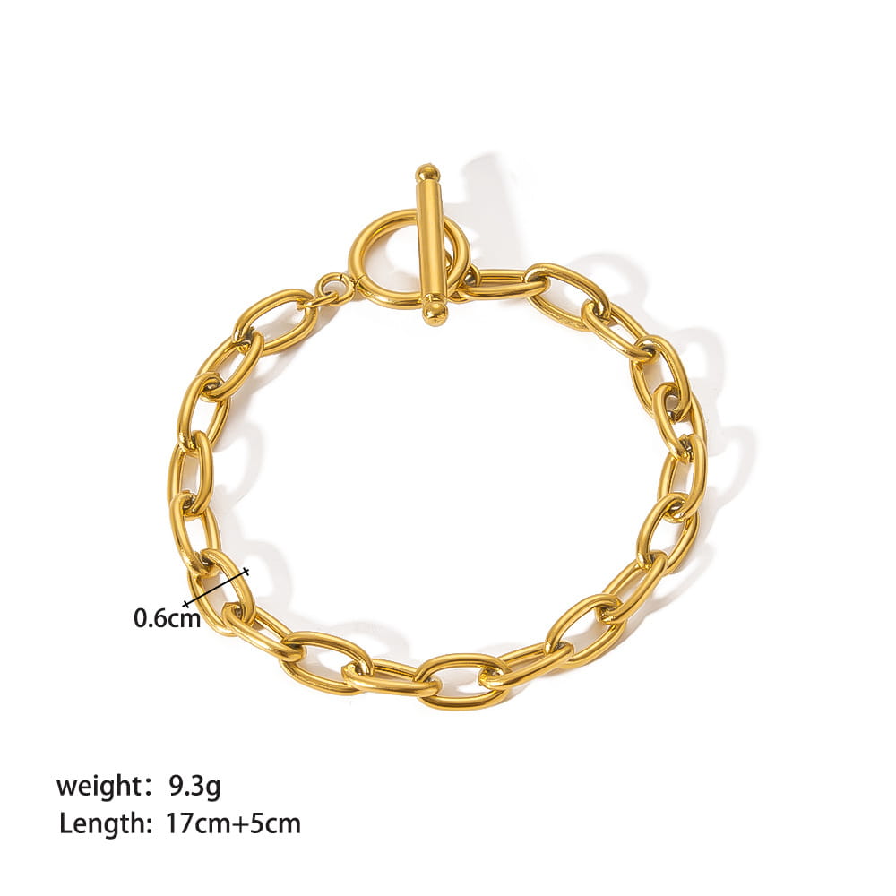 18k gold pvd plated stainless steel chain link bracelet featuring a gold-toned oval link design with a toggle clasp.