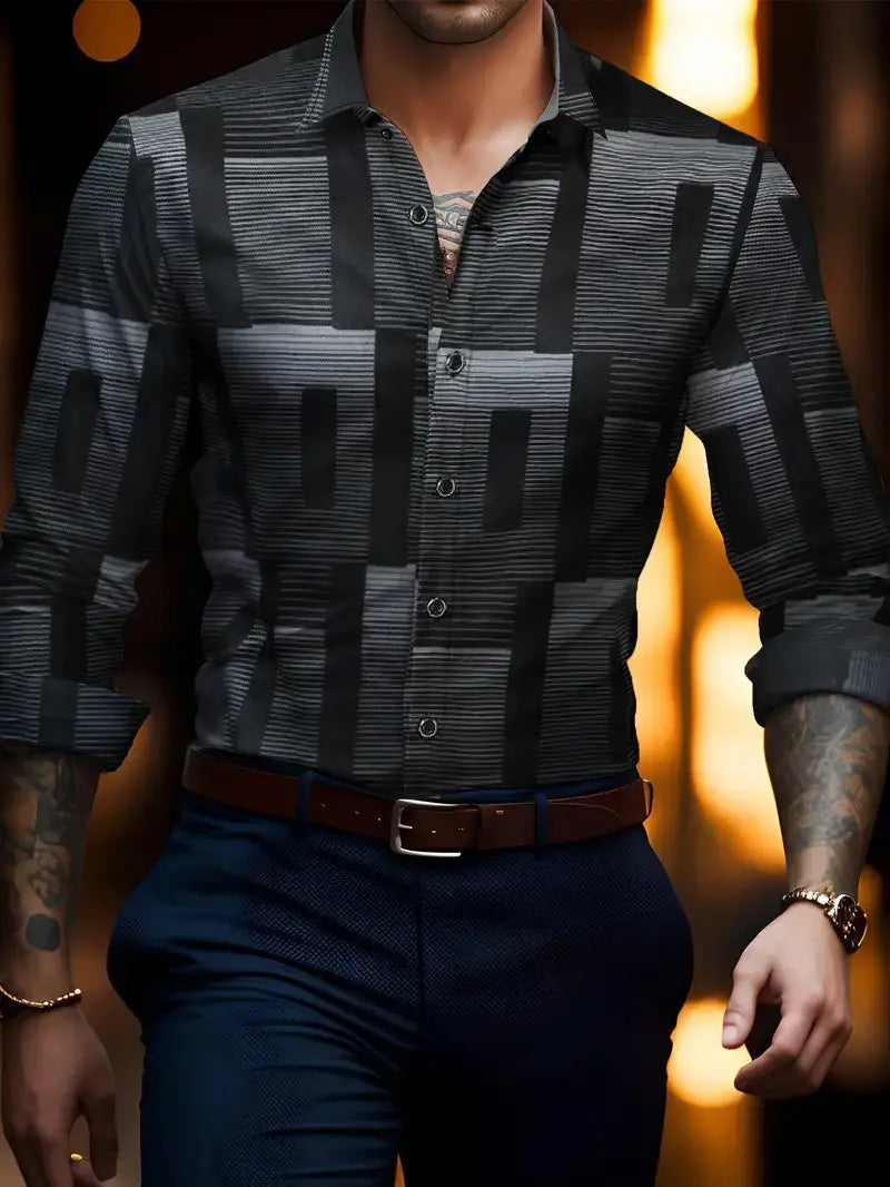 Herren-Hemd im Karolook mit langen Ärmeln im Freizeitstil mit einem schwarzen- und grauen geometrischen Muster, Knopfverschluss vorne und umgeschlagenen Ärmeln.