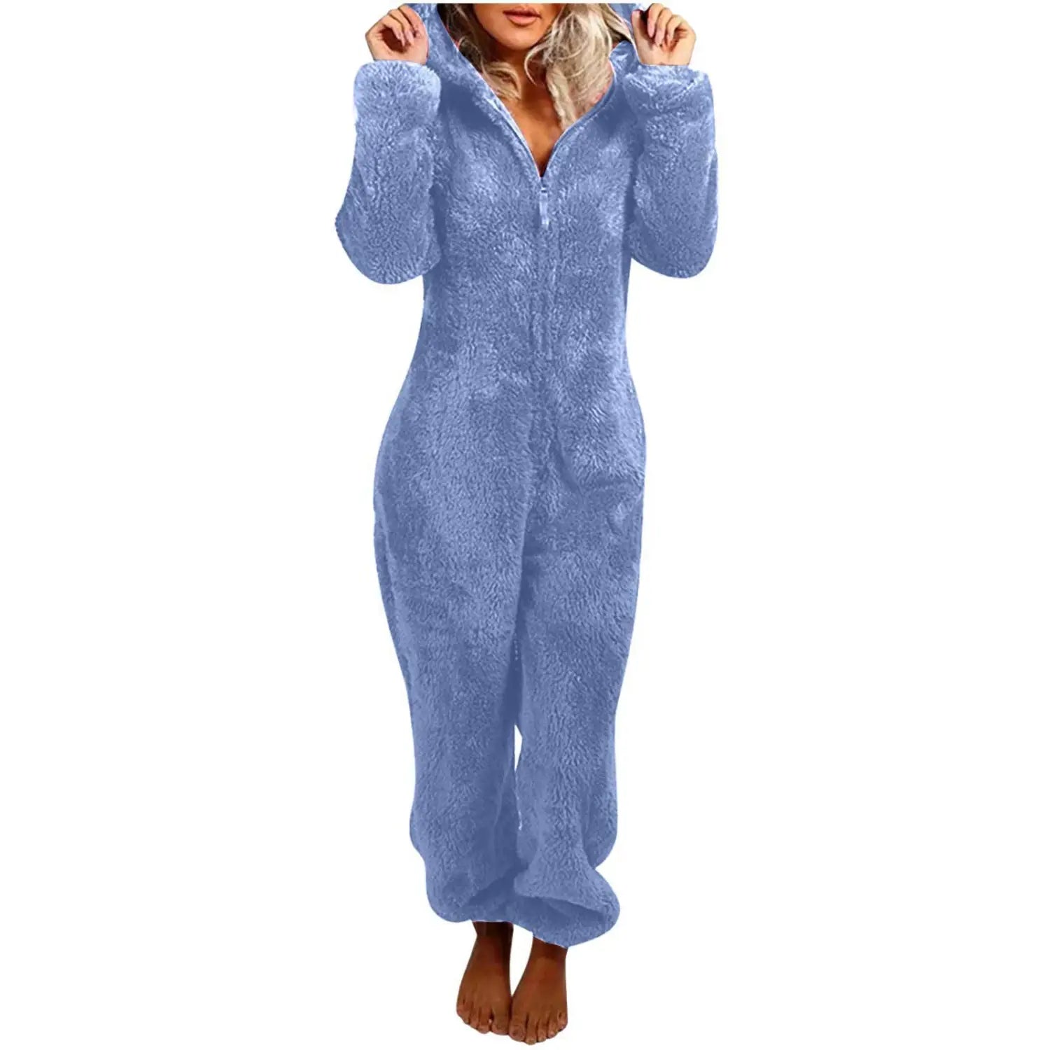 Conjunto de pijama tipo mono de forro polar suave celeste claro con capucha con orejas de gato, con cierre frontal, diseñado para brindar comodidad y abrigo.