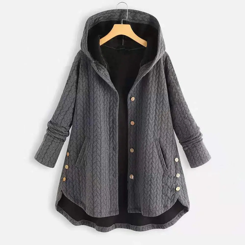 Damen Steppjacke mit Kapuze aus Baumwolle, mittellang, in Grau mit schwarzem Innenfutter und goldfarbenen Knöpfen.