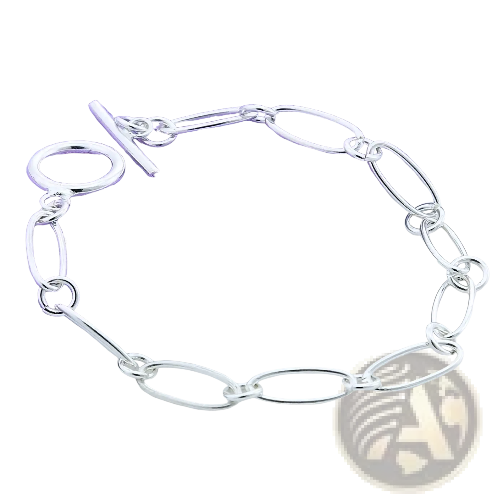 A sleek silver 925 silver oval link bracelet with toggle clasp featuring polished metal chains and minimalist design
