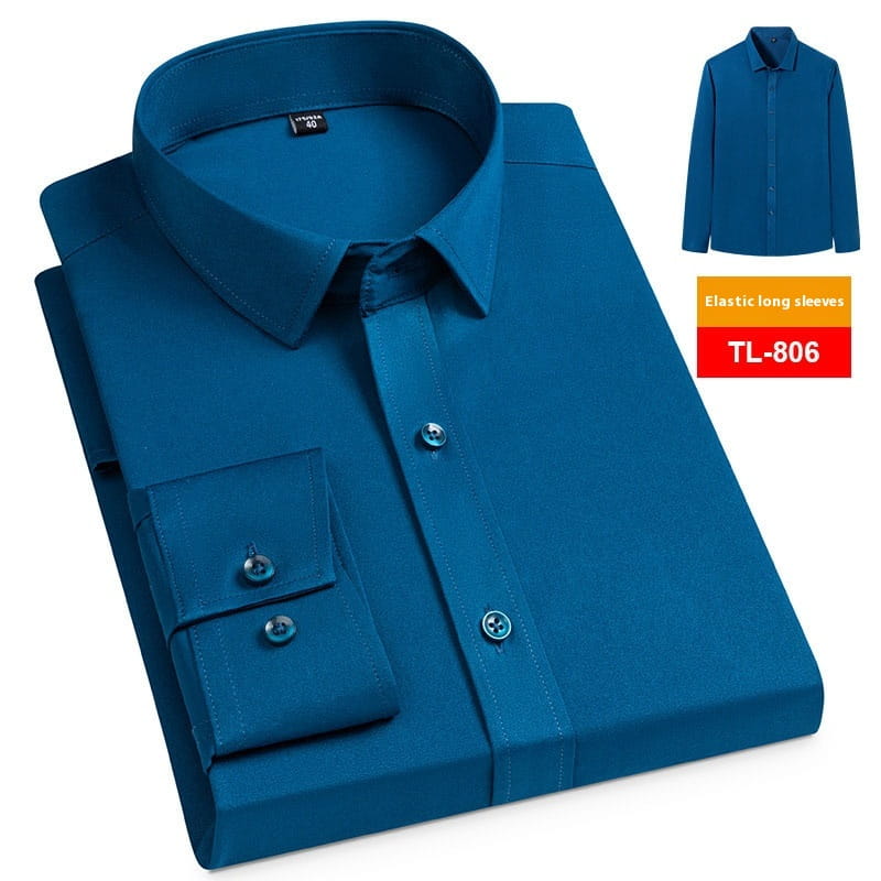 Ein elegantes dunkelblaues Herren Business-Casual Stretch-Kleidhemd mit festem Kragen und geknöpften Manschetten.