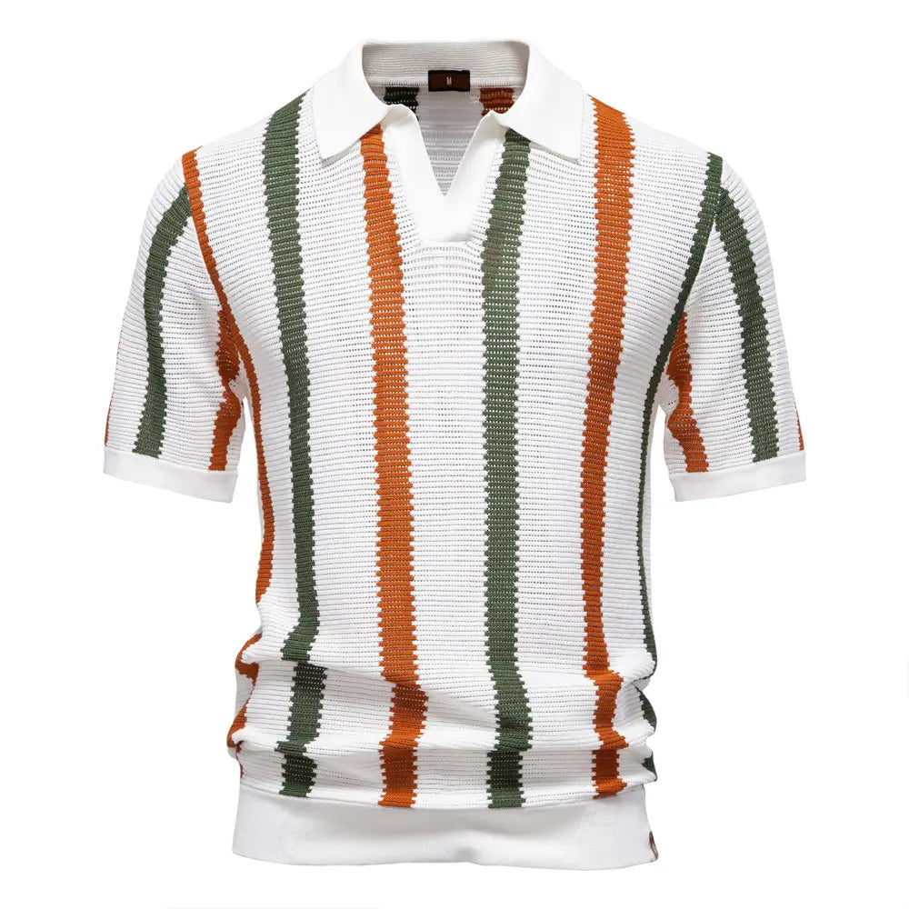 Herren kurzärmliges atmungsaktives Strick-Sommer-Poloshirt mit weißem Kragen und vertikalen orange-grünen sowie weißen Streifen.