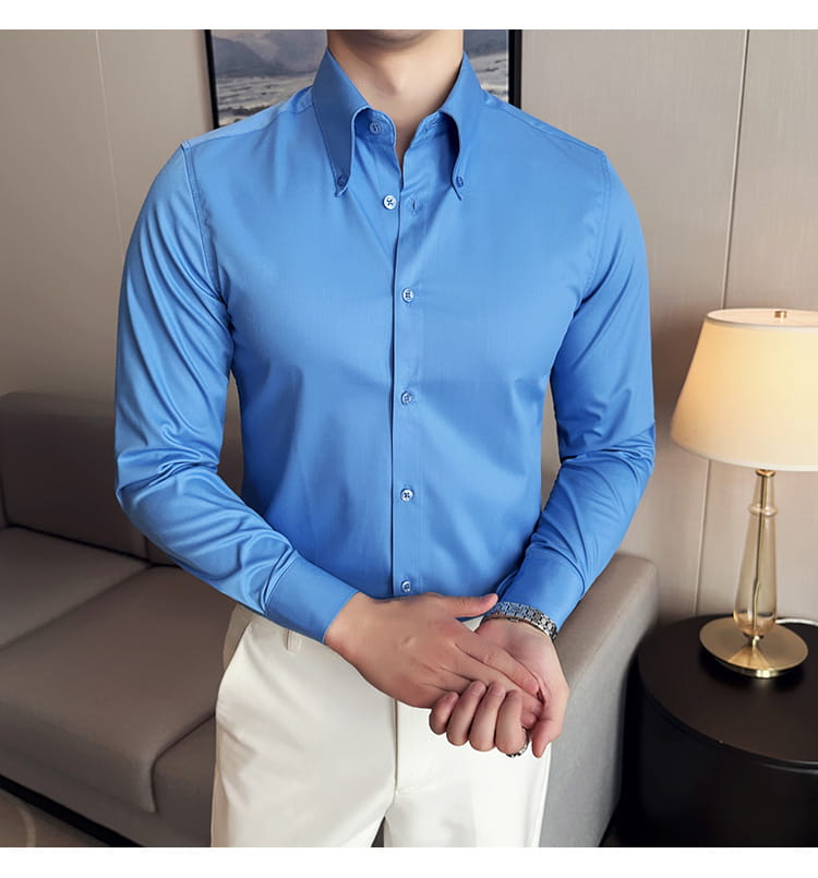 chemise habillée sans repassage en bleu clair lumineux pour homme en grande taille avec manches longues, col classique et fermeture boutonnée sur l’avant