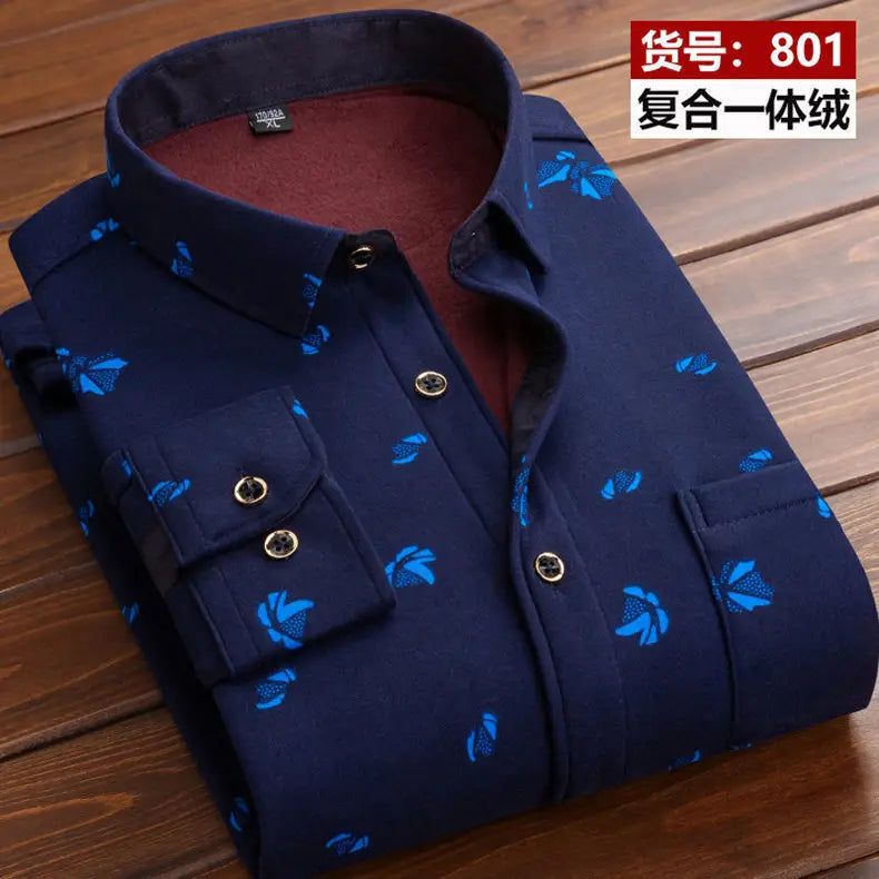 Chemise décontractée pour homme à coupe ajustée, manches longues, en bleu foncé, avec un motif floral bleu clair discret et des boutons ton or.