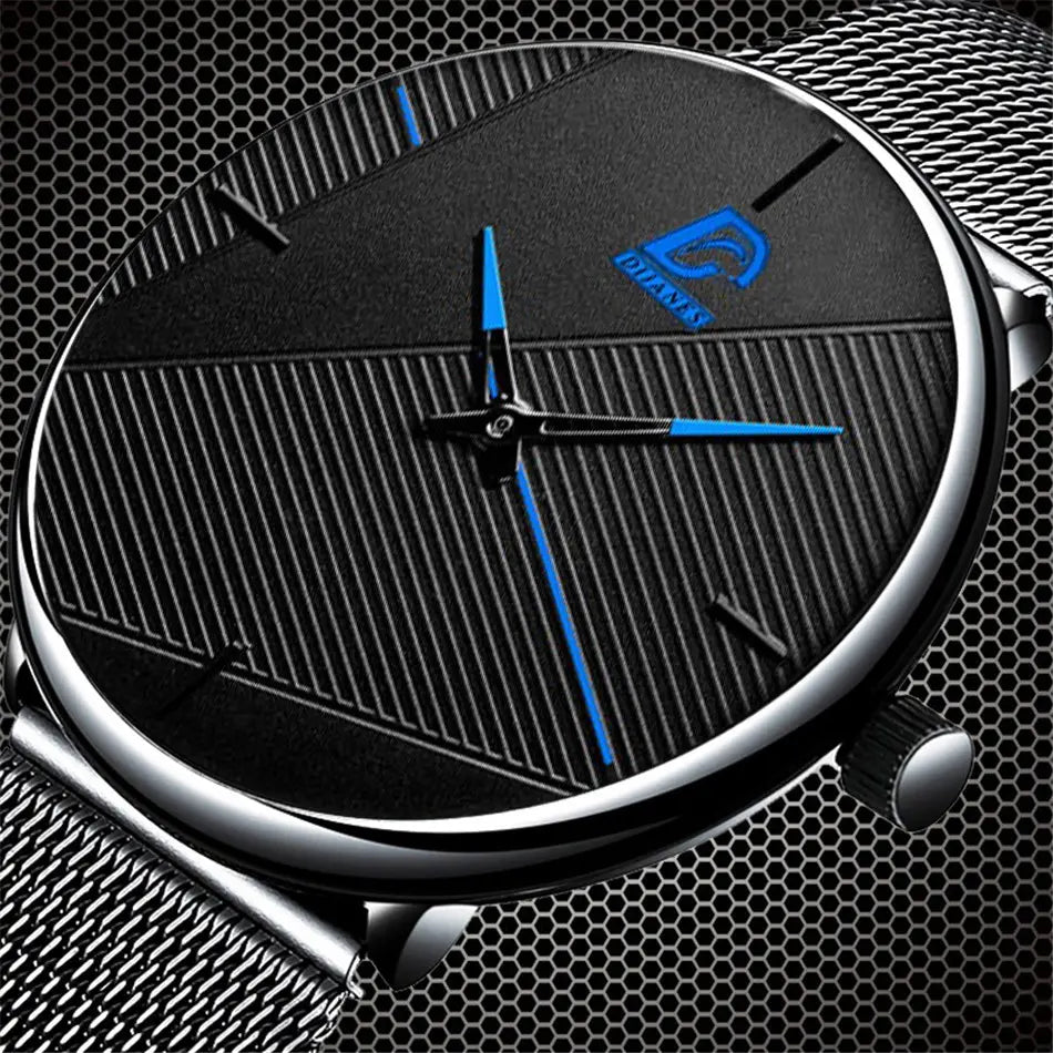 Minimalistische schwarze Quarzarmbanduhr für Herren mit schwarzem strukturiertem Zifferblatt, blauen Zeigern, Einfassung in silberner Tönung und Metall-Mesh-Armband in Silber.