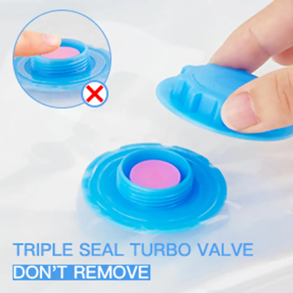 Vanne turbo triple étanchéité en plastique bleu avec composant intérieur rose pour sacs de stockage sous vide, avec pompe manuelle, utilisée comme sac de compression pour le stockage de la literie et des vêtements.
