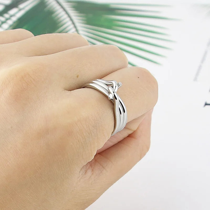Three Circles Knot shape Rings For Women Titanium Steel Gold Color Ring Fashion Jewelry wholesale Friend Gifts Anillos Mujer