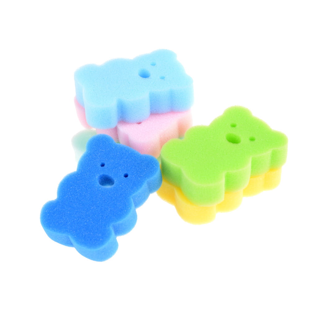 Baby-Badeschwämme aus weichem Schaumstoff als Duschbürsten sind farbenfroh und in Bärenform gehalten, in Blau, Rosa, Grün und Gelb, für eine sanfte Anwendung.