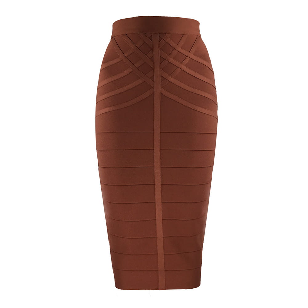 Une jupe midi bandeau pour femme couleur rouille, au style épuré, avec un design côtelé structuré et une silhouette crayon taille haute.