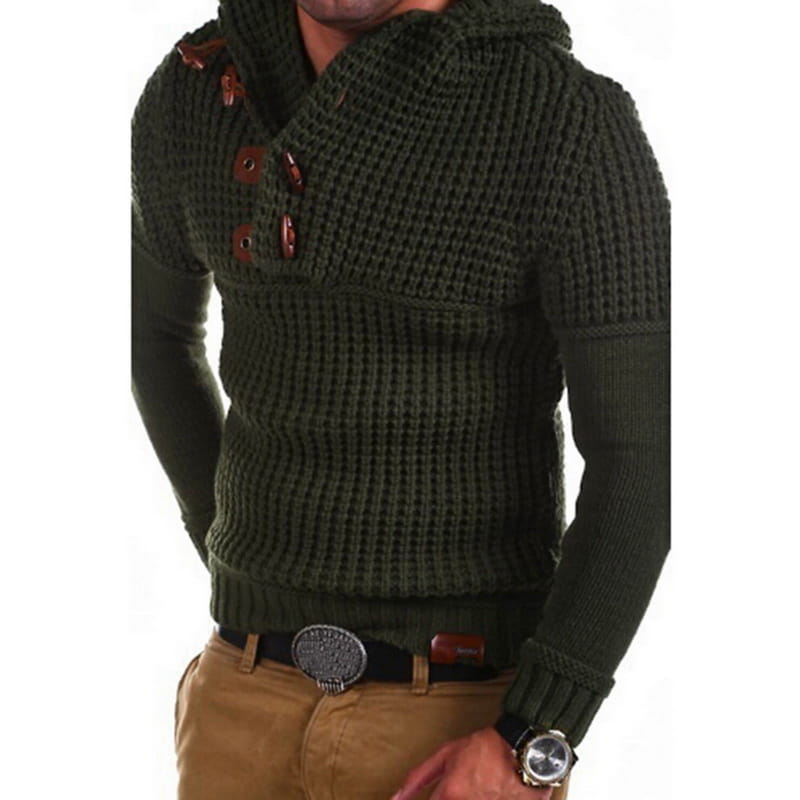 Dunkelgrüner Waffelstrick-Kapuzenpullover für Herren mit strukturierter Webung und braunen Holzknöpfen.