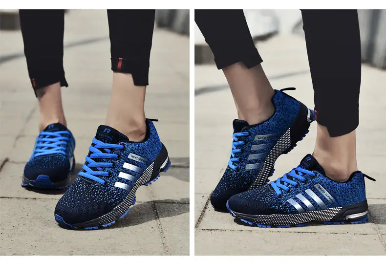 Chaussures de running pour hommes Covadis en maille respirante, avec un matériau tricoté bleu et noir, des lacets bleu vif et des bandes argentées sur le côté.