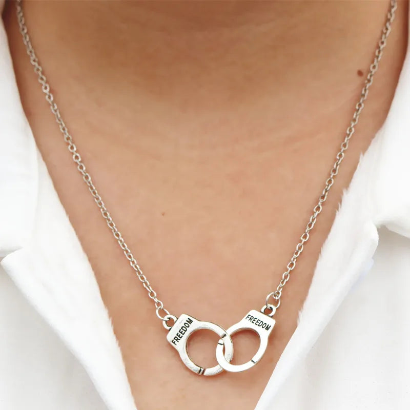 Handcuff Pendant Necklace for Women Men Steampunk Lover's Collares FREEDOM Unique Design Valentine's Day Gift Fashion Jewelry