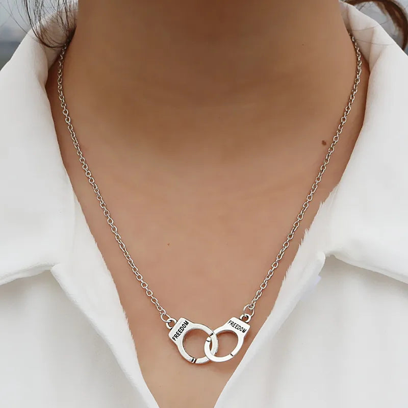 Handcuff Pendant Necklace for Women Men Steampunk Lover's Collares FREEDOM Unique Design Valentine's Day Gift Fashion Jewelry
