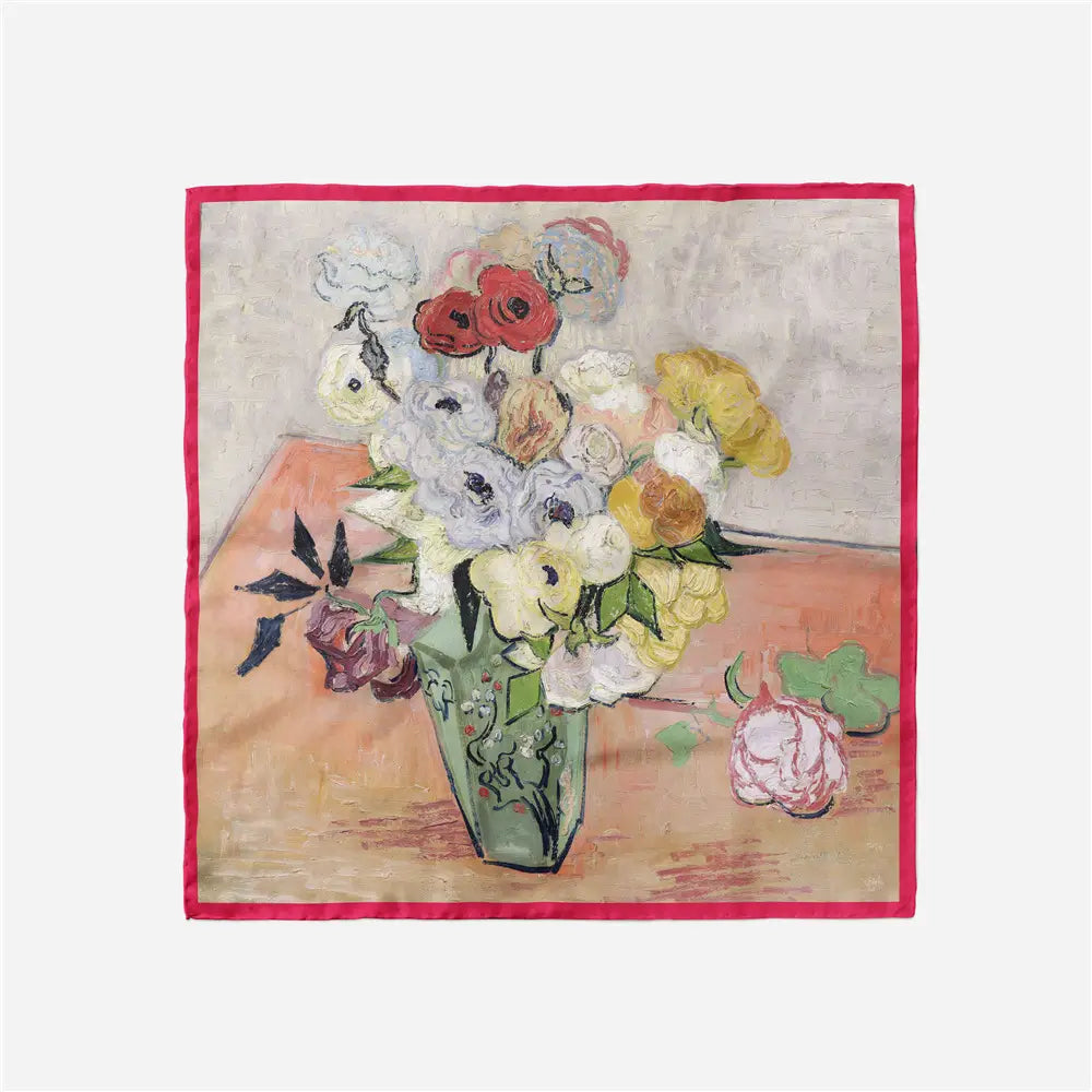 Un foulard carré en soie présentant une nature morte florale impressionniste vibrante dans le style de Vincent van Gogh, encadré par une bordure rouge marquée.