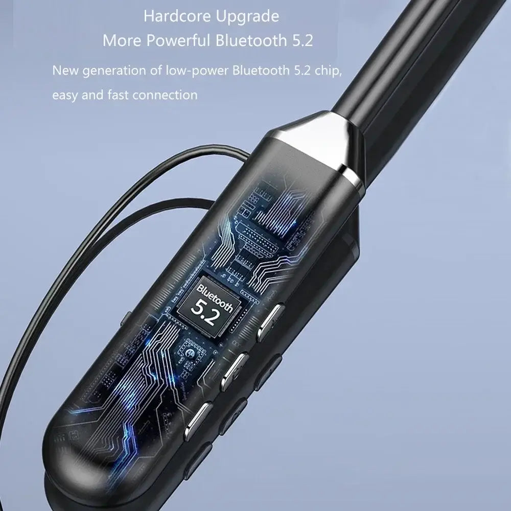 Schwarze und silberne kabellose Nackenbügel-Bluetooth-5.2-Kopfhörer mit schlankem modernem Design und sichtbaren Schaltungsgraphiken am transparenten Gehäuse mit LED-Display.