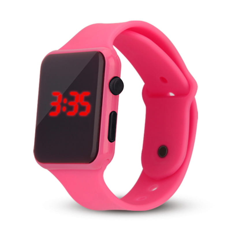 Reloj deportivo digital para hombres y mujeres con pantalla LED roja brillante que muestra la hora 3:35, hecho de silicona para el uso casual en la muñeca