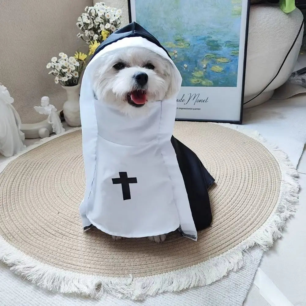 Disfraz de monja para perro-gato mascota blanco y negro hecho de fibra de poliéster, con un emblema de cruz.